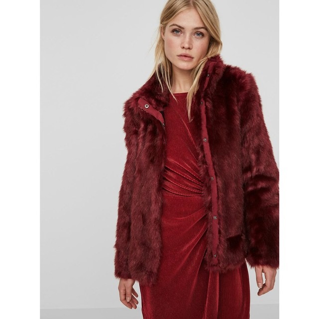 Veste fausse fourrure rouge Vero Moda