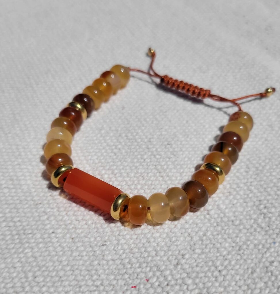 Cadeaux de noël Bracelet pierres naturelles cornaline acier inoxydable doré